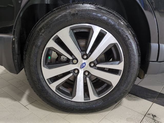 Used 2019 Subaru Outback 3.6R Limited image 21