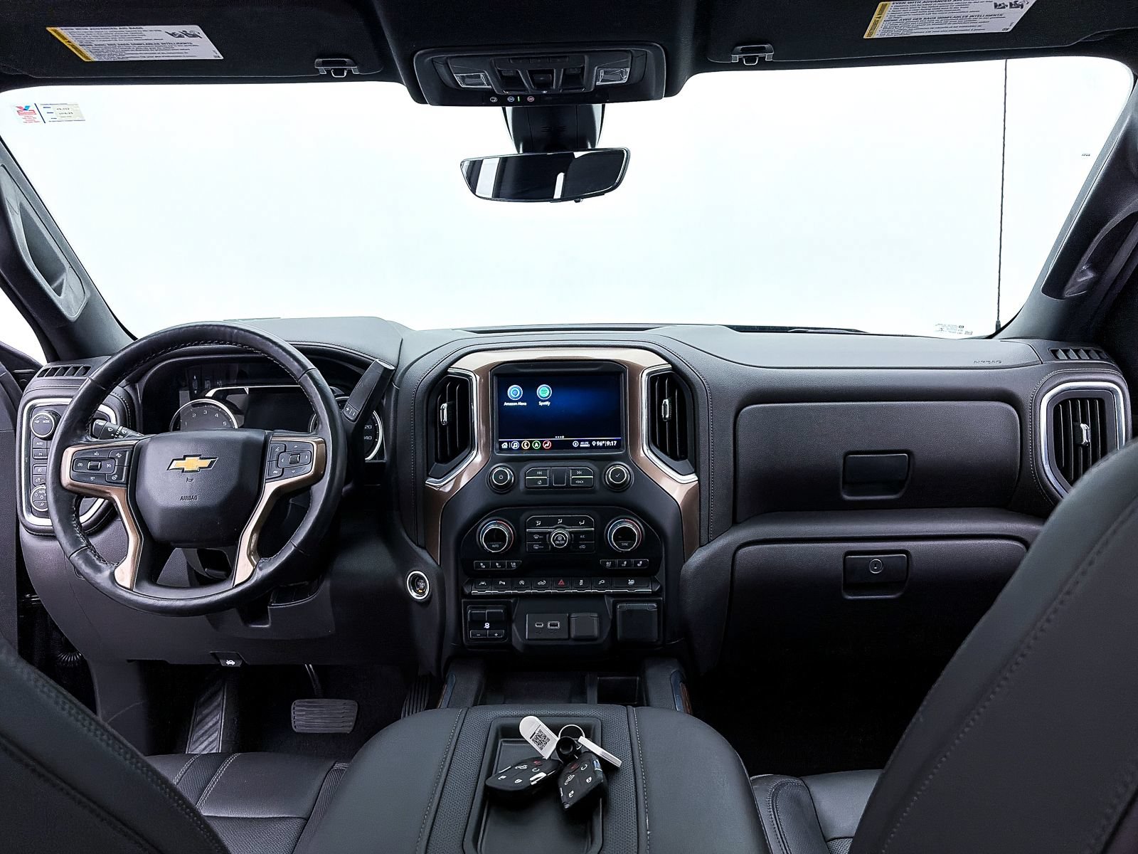 Used 2020 Chevrolet Silverado 1500 High Country w/ Technology Package AWD/4WD image 33