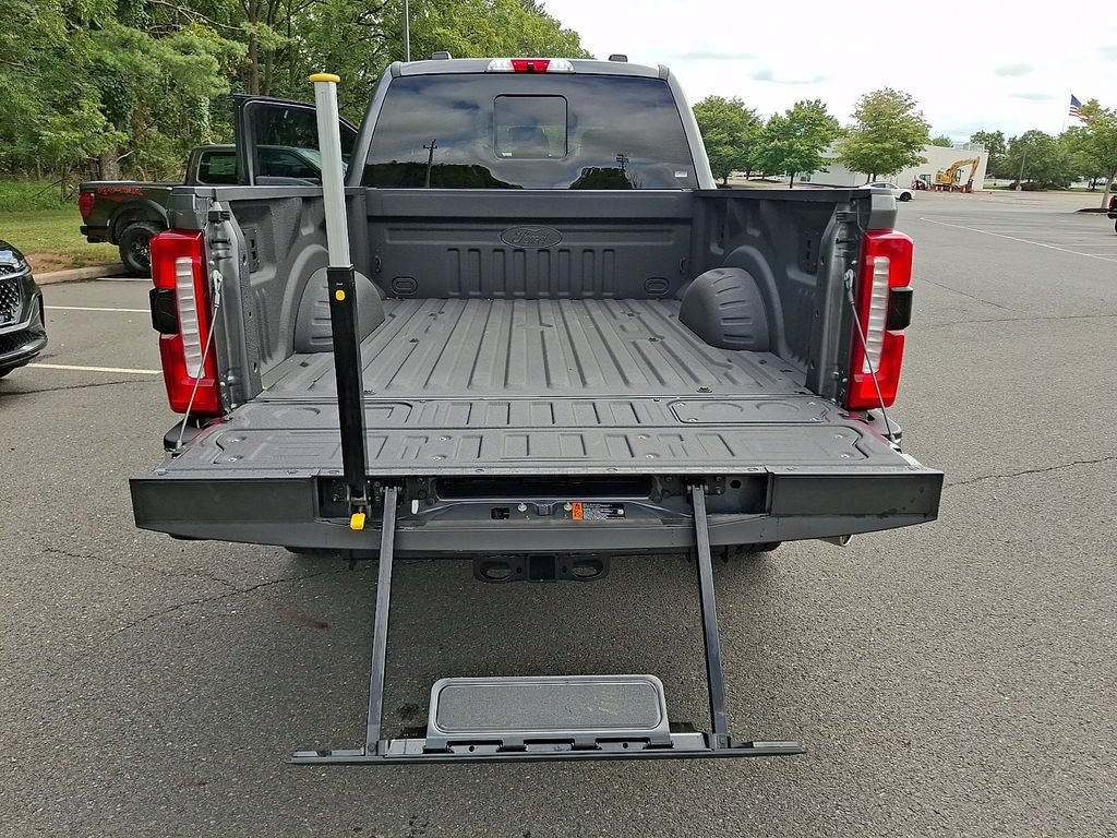 Certified 2026 Ford F250 4x4 Crew Cab Super Duty image 31
