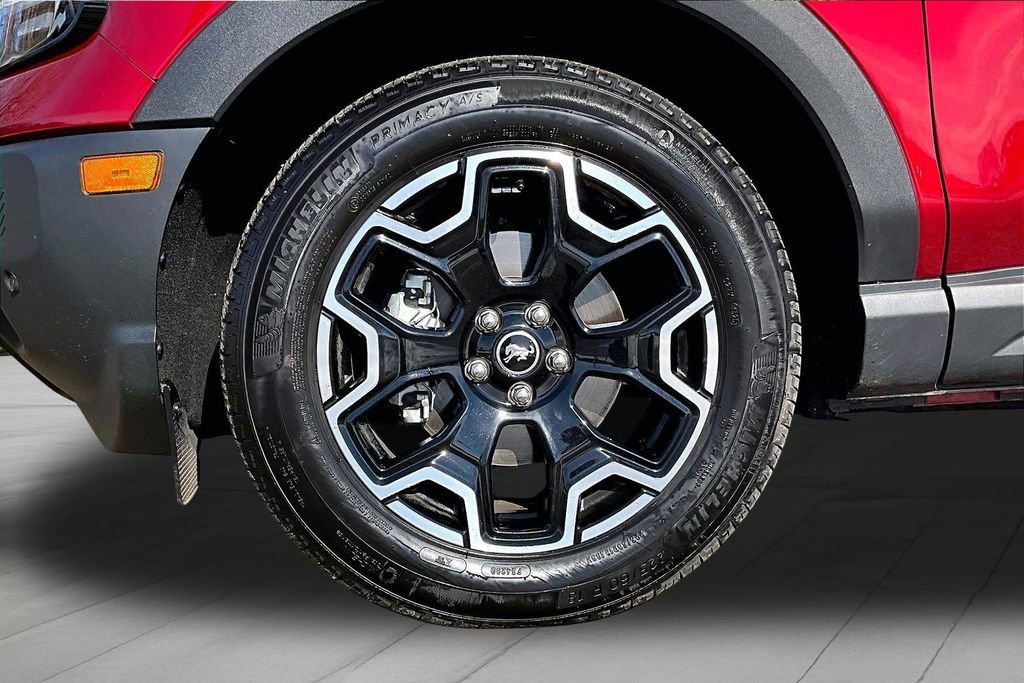 Certified 2025 Ford Bronco Sport Outer Banks w/ Outer Banks Tech Package+ image 9