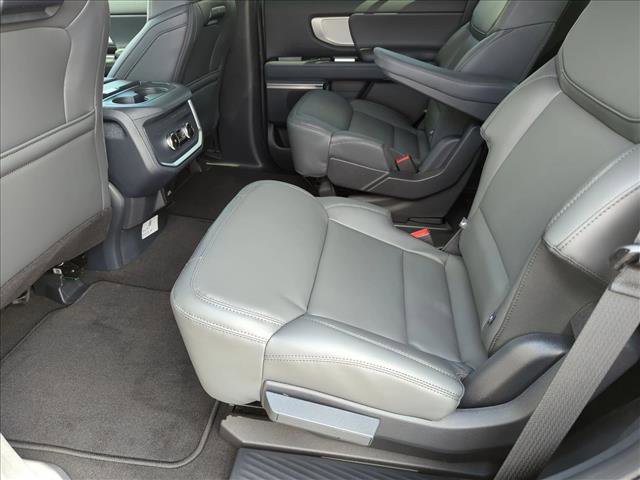 New 2026 Ford Expedition Active RWD image 15