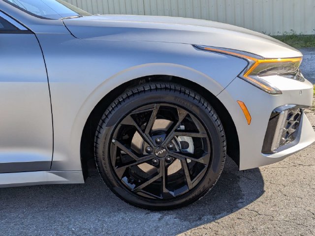 New 2027 Kia K5 GT-Line FWD image 11