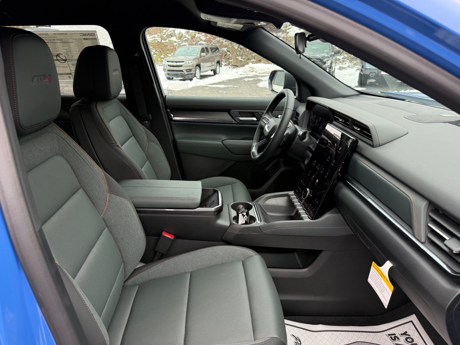 New 2026 GMC Terrain AT4 AWD/4WD image 22