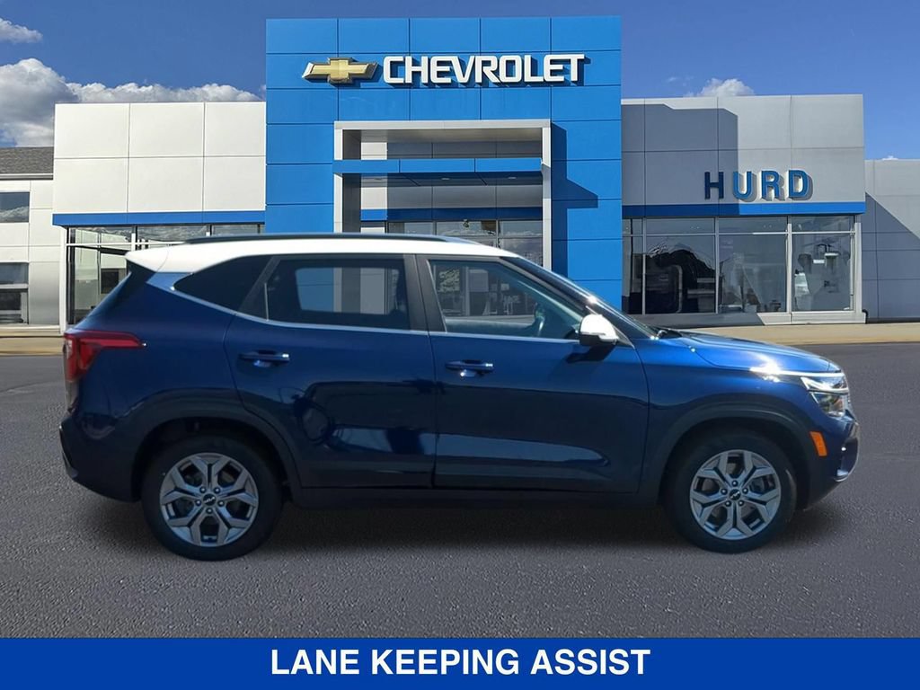 Used 2024 Kia Seltos S AWD/4WD image 3