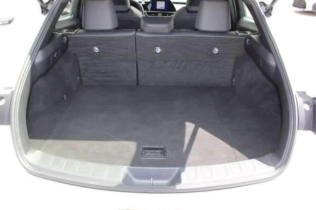 Certified 2023 Lexus UX 250h FWD image 8