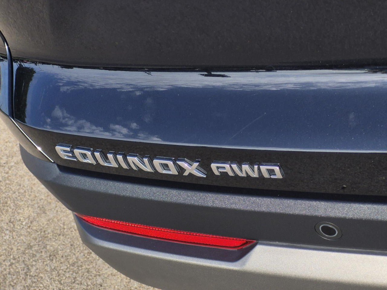 Certified 2026 Chevrolet Equinox LT AWD/4WD image 8