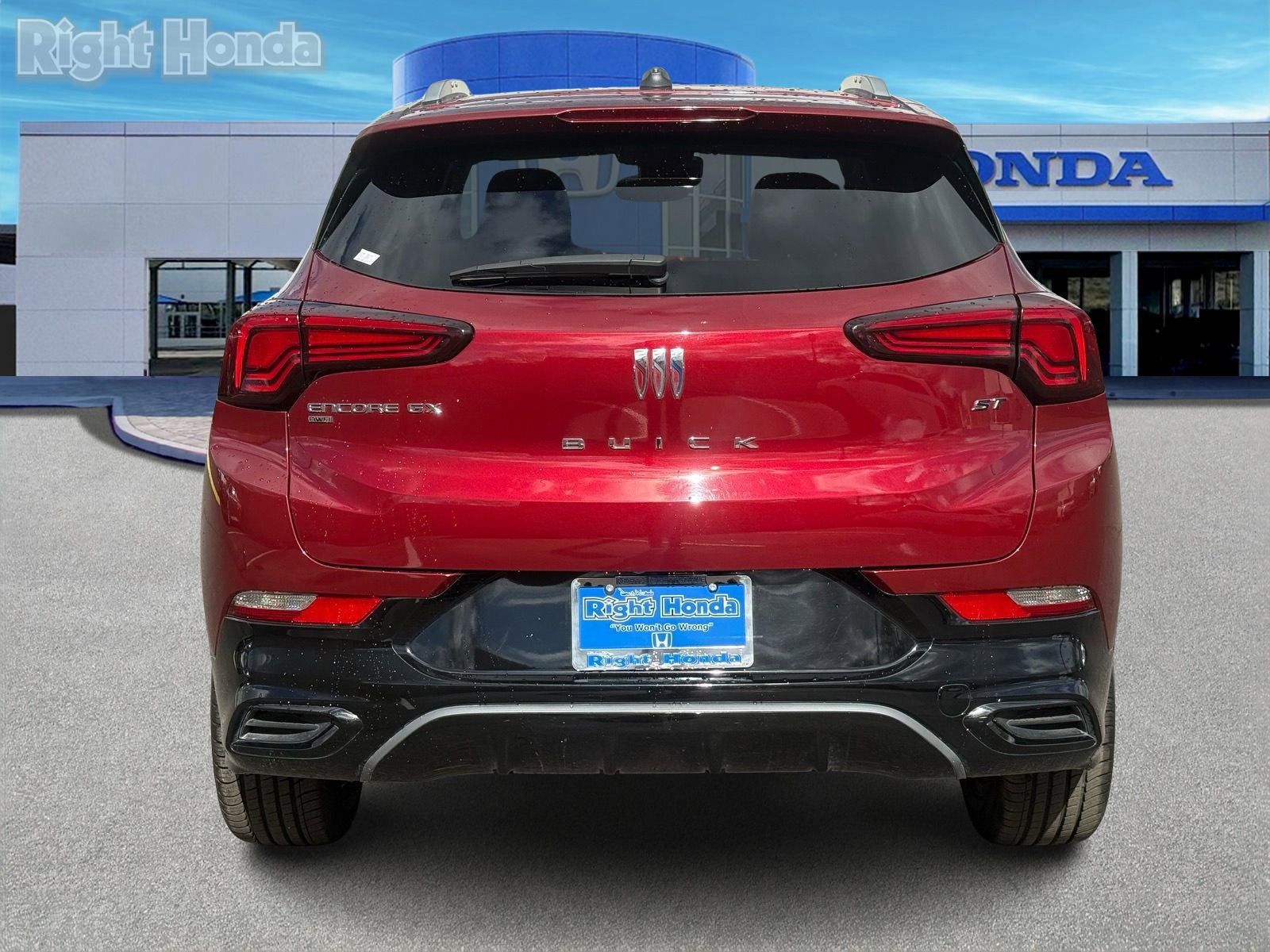 Used 2024 Buick Encore GX Sport Touring image 6