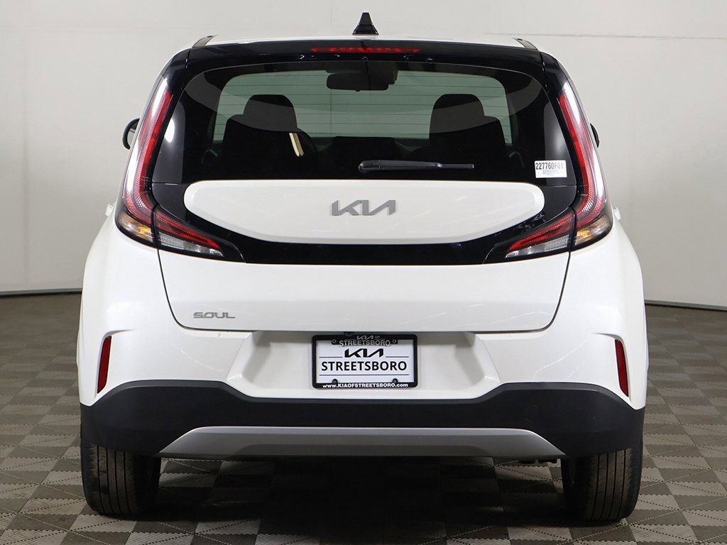 Used 2024 Kia Soul LX w/ Option Group 015 image 11
