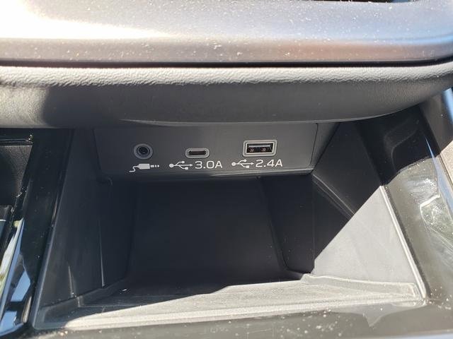 Used 2025 Subaru Outback Touring XT image 18