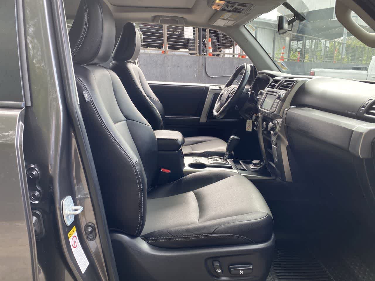 Used 2018 Toyota 4Runner SR5 Premium AWD/4WD image 18