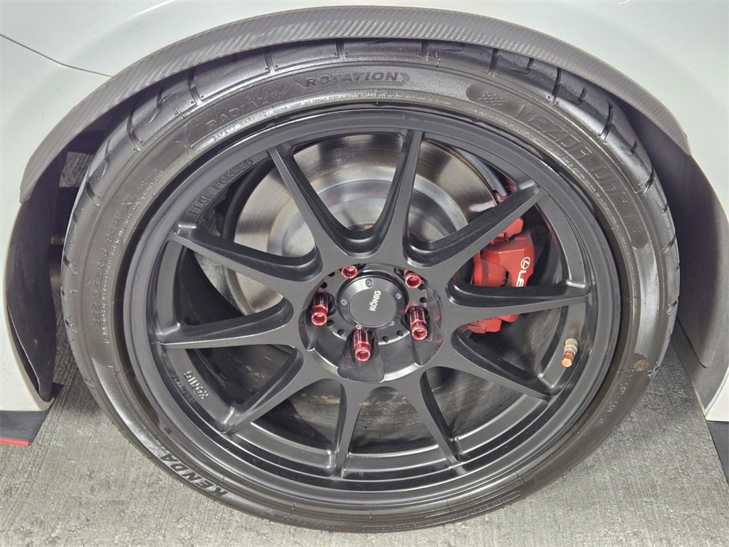 Used 2017 Lexus RC 200t F Sport image 9