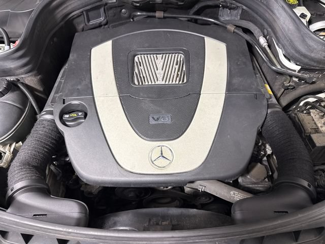 Used 2011 Mercedes-Benz GLK 350 4MATIC image 42