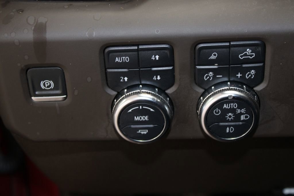 Used 2024 GMC Sierra 2500 Denali w/ Denali Reserve Package image 42