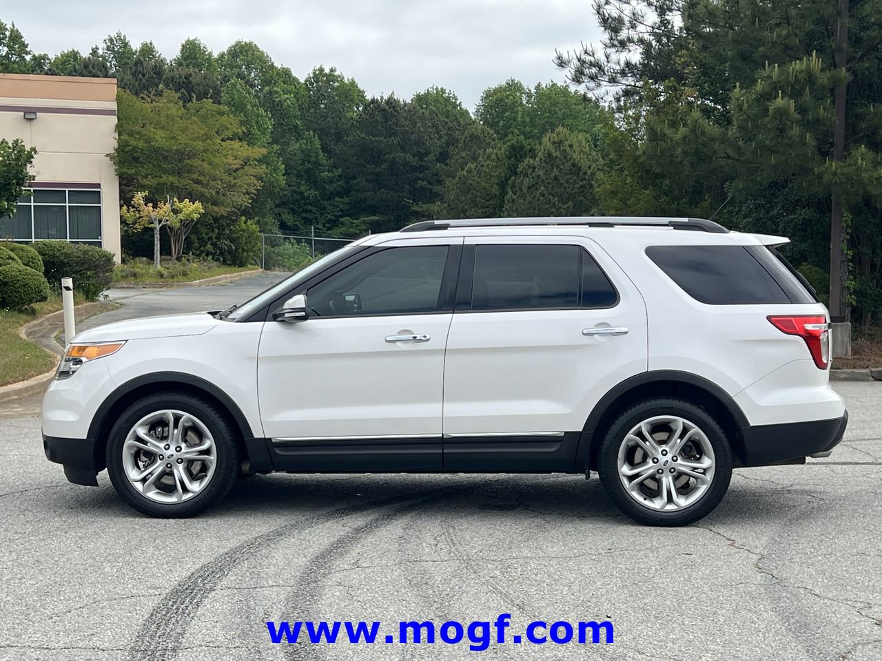 Used 2015 Ford Explorer Limited w/ Equipment Group 301A FWD image 28