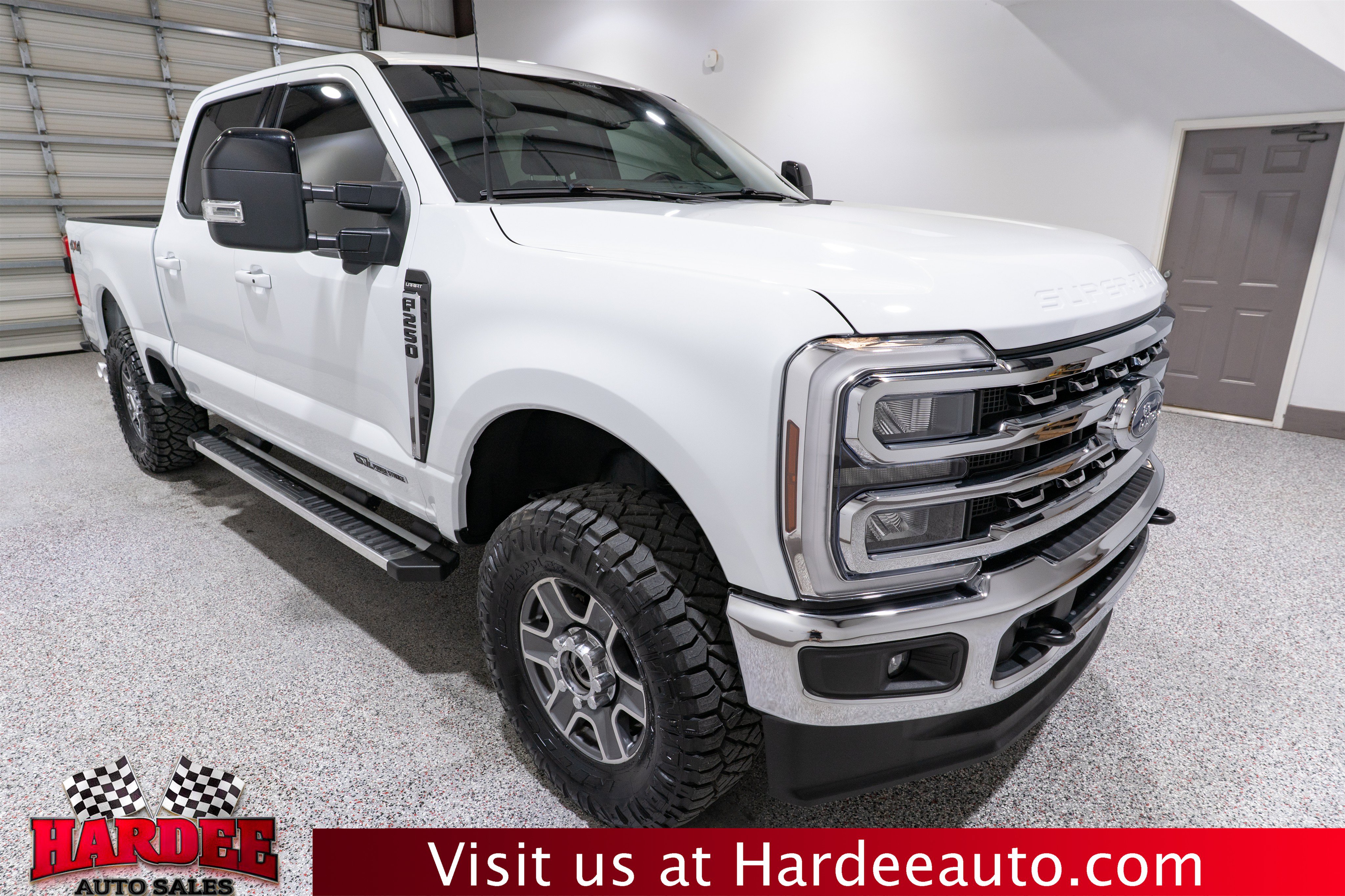 Used 2025 Ford F250 Lariat AWD/4WD image 6
