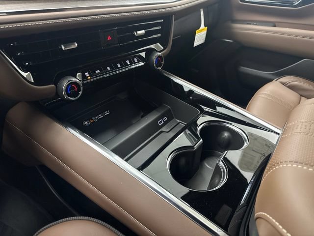New 2026 Chevrolet Tahoe High Country AWD/4WD image 22