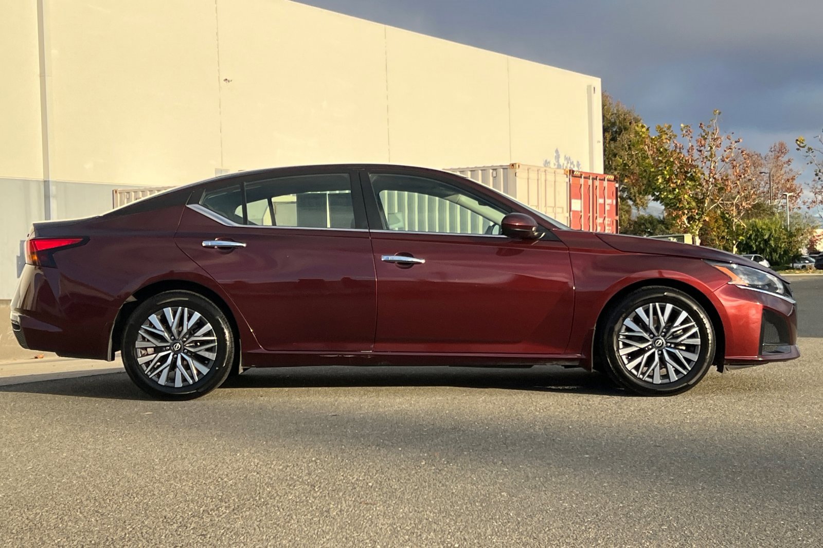 Certified 2023 Nissan Altima 2.5 SV image 3