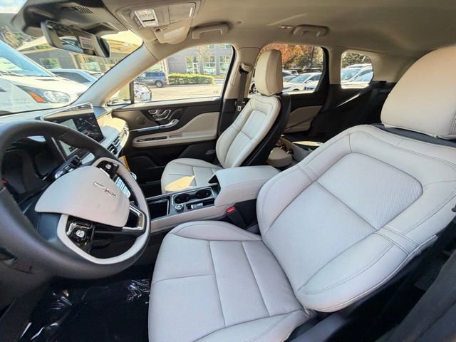 New 2026 Lincoln Corsair Premiere image 14