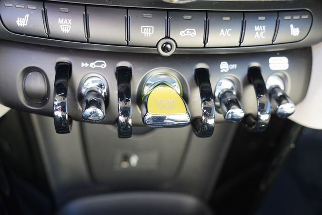 Used 2023 MINI Cooper SE image 24