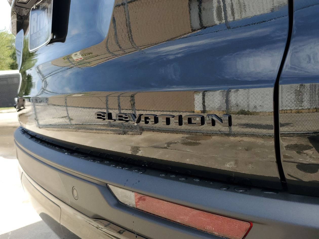 New 2026 GMC Acadia Elevation w/ Black Edition FWD image 9