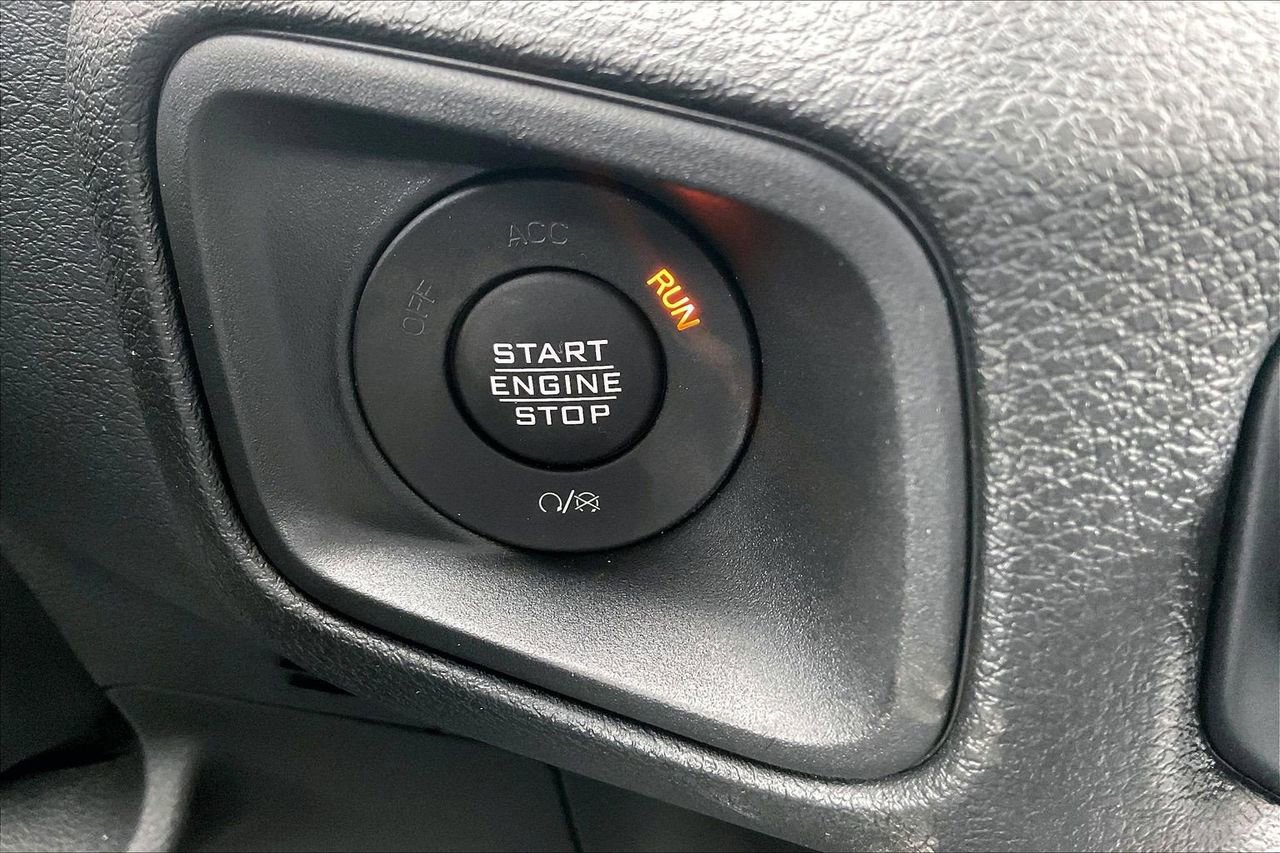 New 2025 Jeep Gladiator Sport image 17