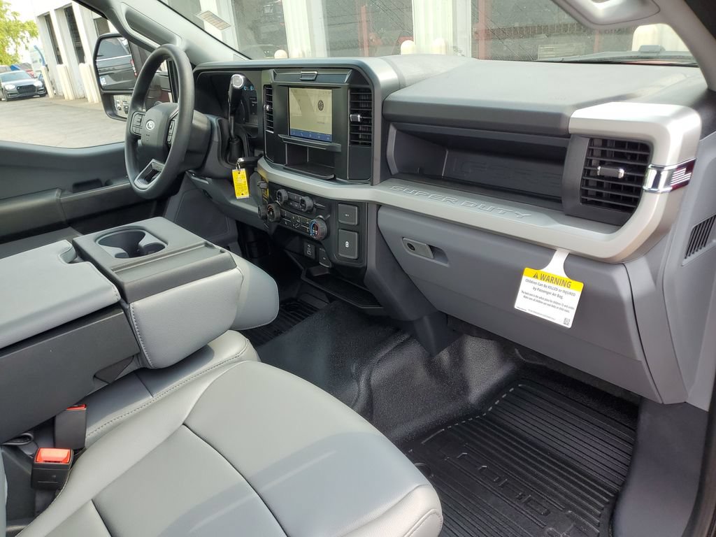 New 2026 Ford F550 2WD Regular Cab Super Duty image 19