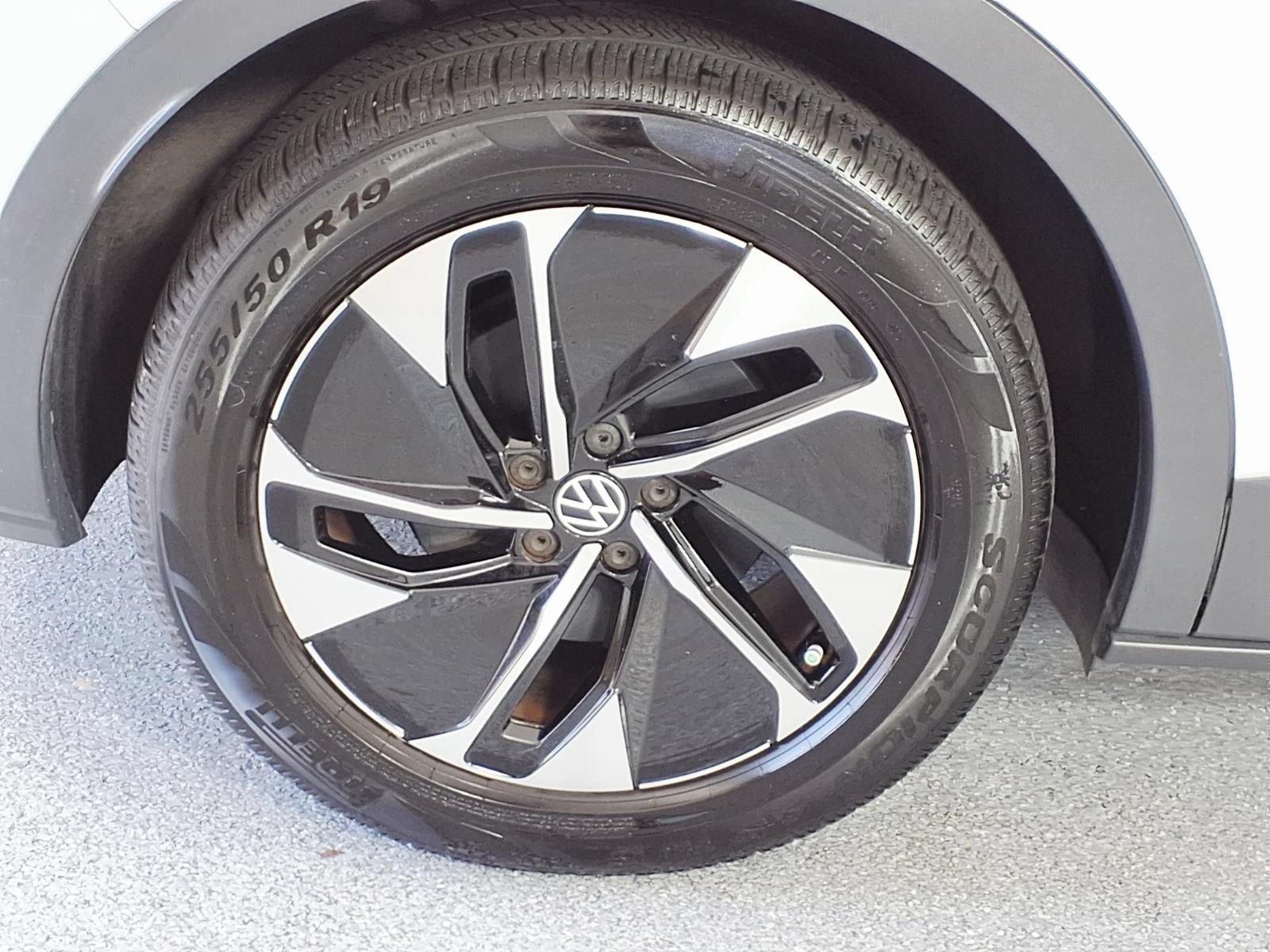 Used 2021 Volkswagen ID.4 Pro S RWD image 5