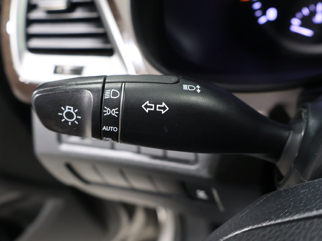 Used 2018 Hyundai Santa Fe Sport AWD/4WD image 33