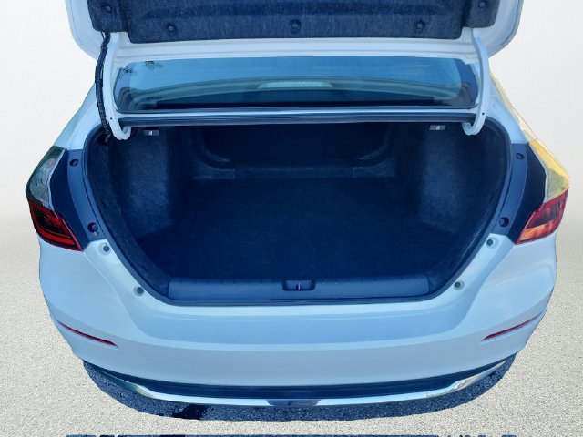 Used 2019 Honda Insight Touring image 28