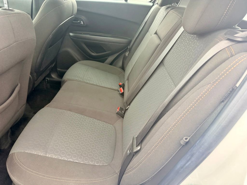 Used 2020 Chevrolet Trax LS image 9