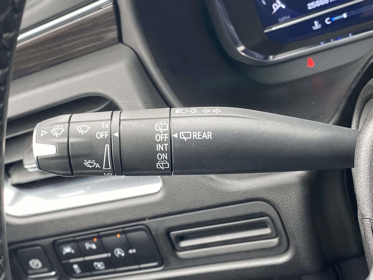 Used 2024 Chevrolet Tahoe LT w/ Luxury Package image 23