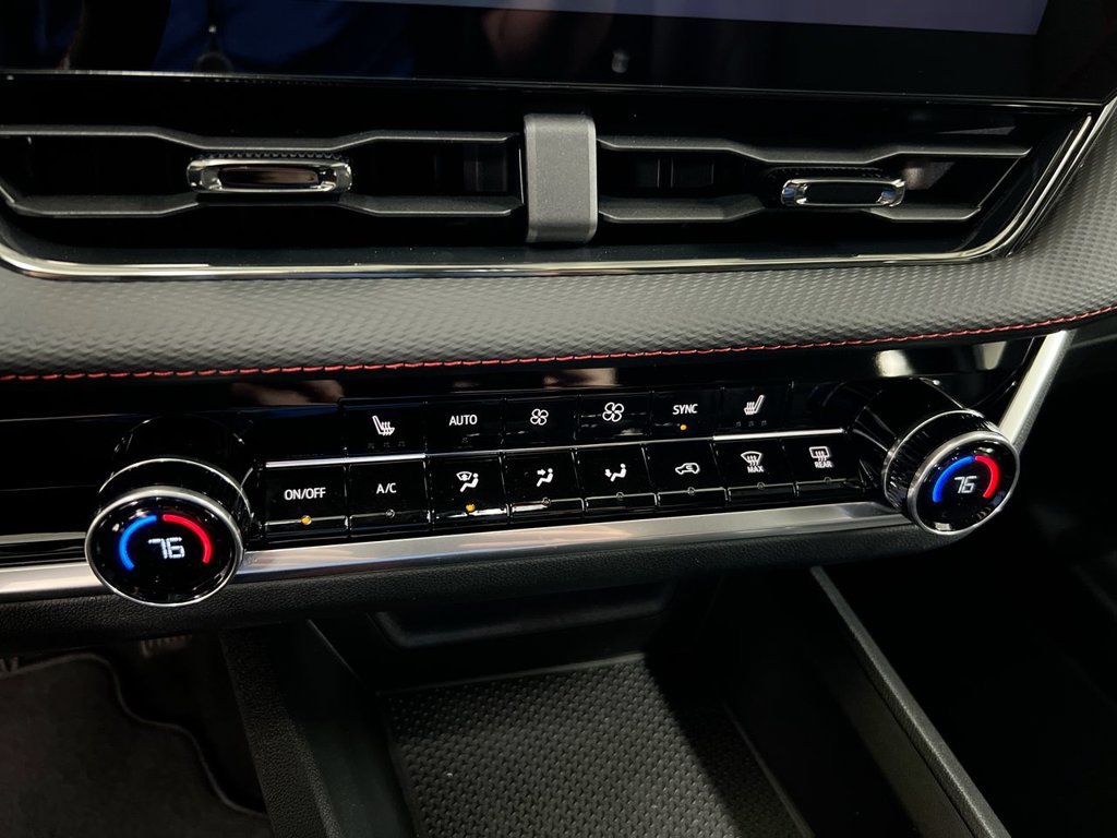 New 2027 Chevrolet Equinox RS AWD/4WD image 17