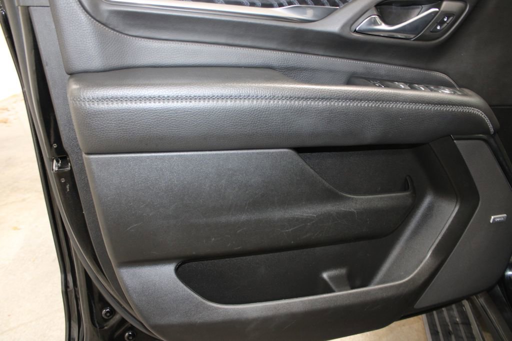 Used 2023 GMC Yukon Denali w/ Max Trailering Package image 18