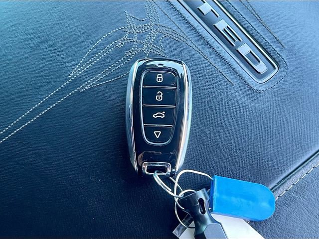 Used 2022 RAM 1500 Limited image 32