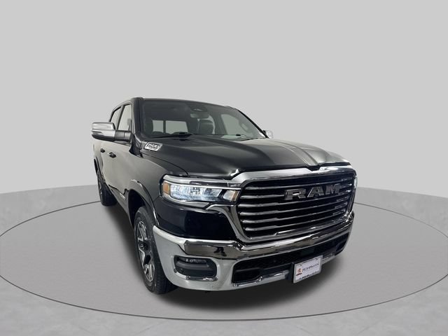 Used 2025 RAM 1500 Laramie AWD/4WD image 3