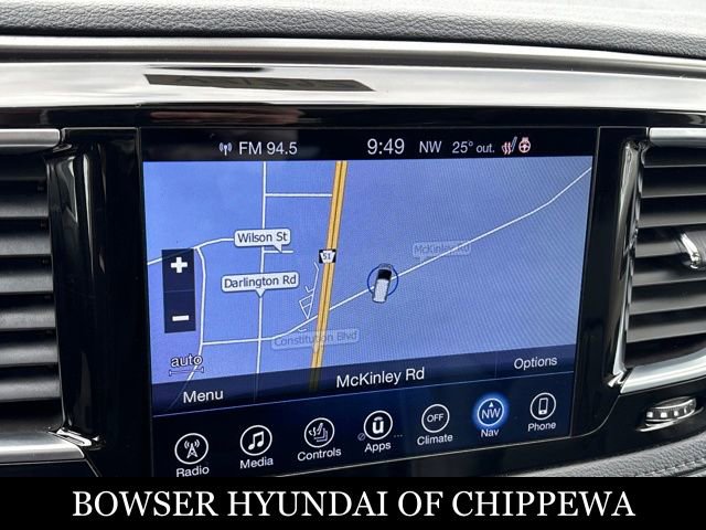 Used 2017 Chrysler Pacifica Limited image 16