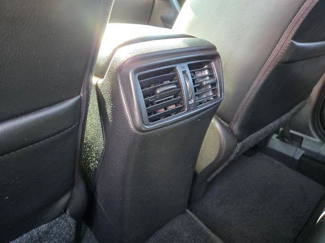 Certified 2022 Nissan Rogue Sport SL FWD image 16