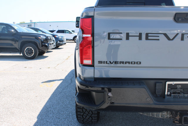 Used 2024 Chevrolet Silverado 2500 ZR2 w/ Technology Package AWD/4WD image 44