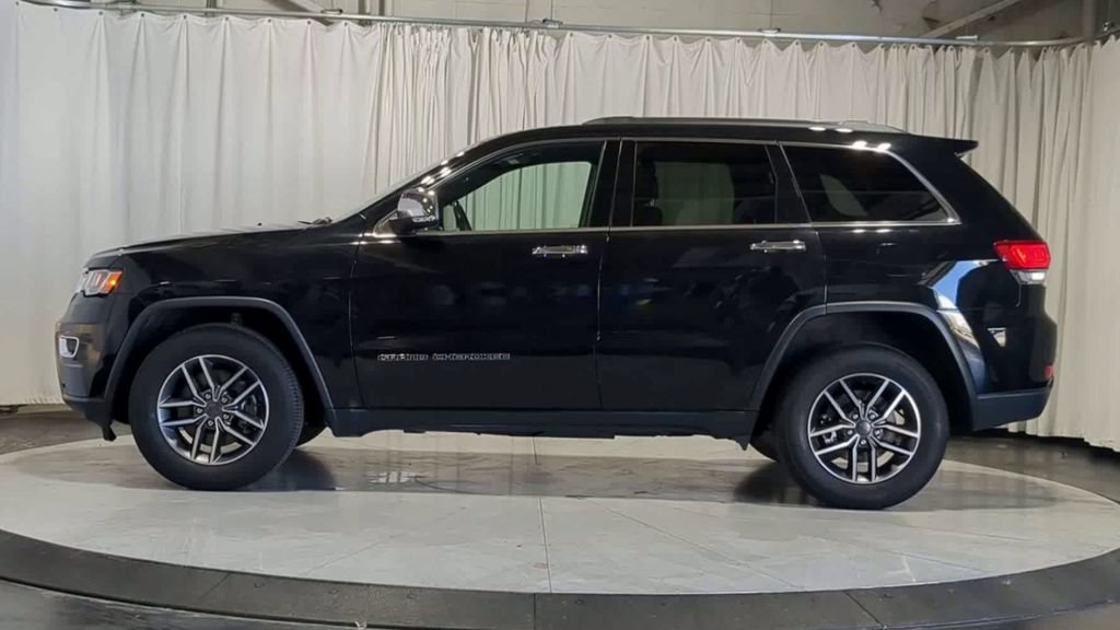 Used 2021 Jeep Grand Cherokee Limited AWD/4WD image 6