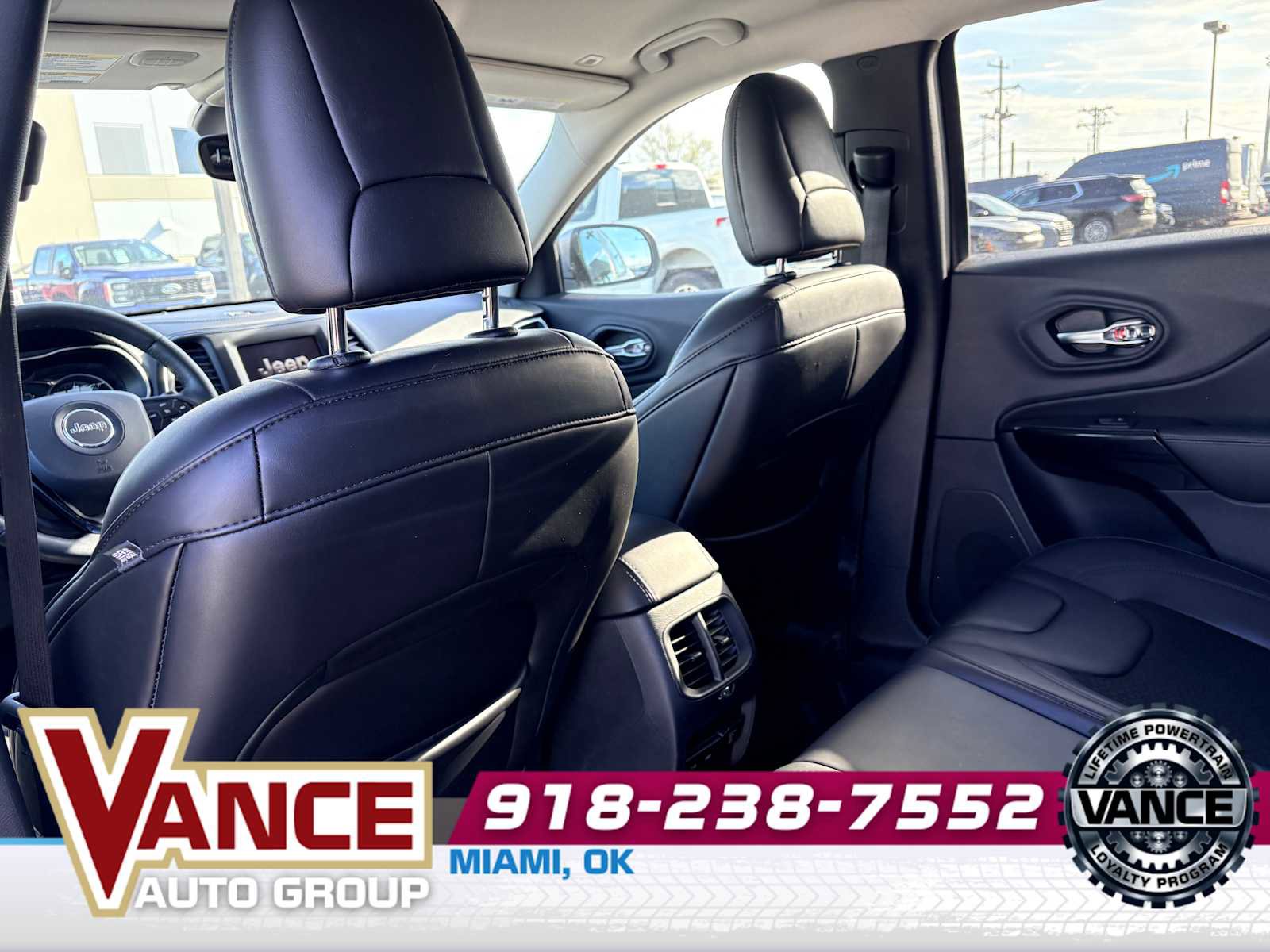 Used 2019 Jeep Cherokee Latitude Plus AWD/4WD image 14