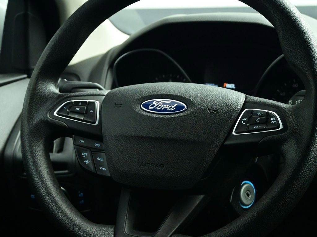 Used 2018 Ford Focus SE image 39
