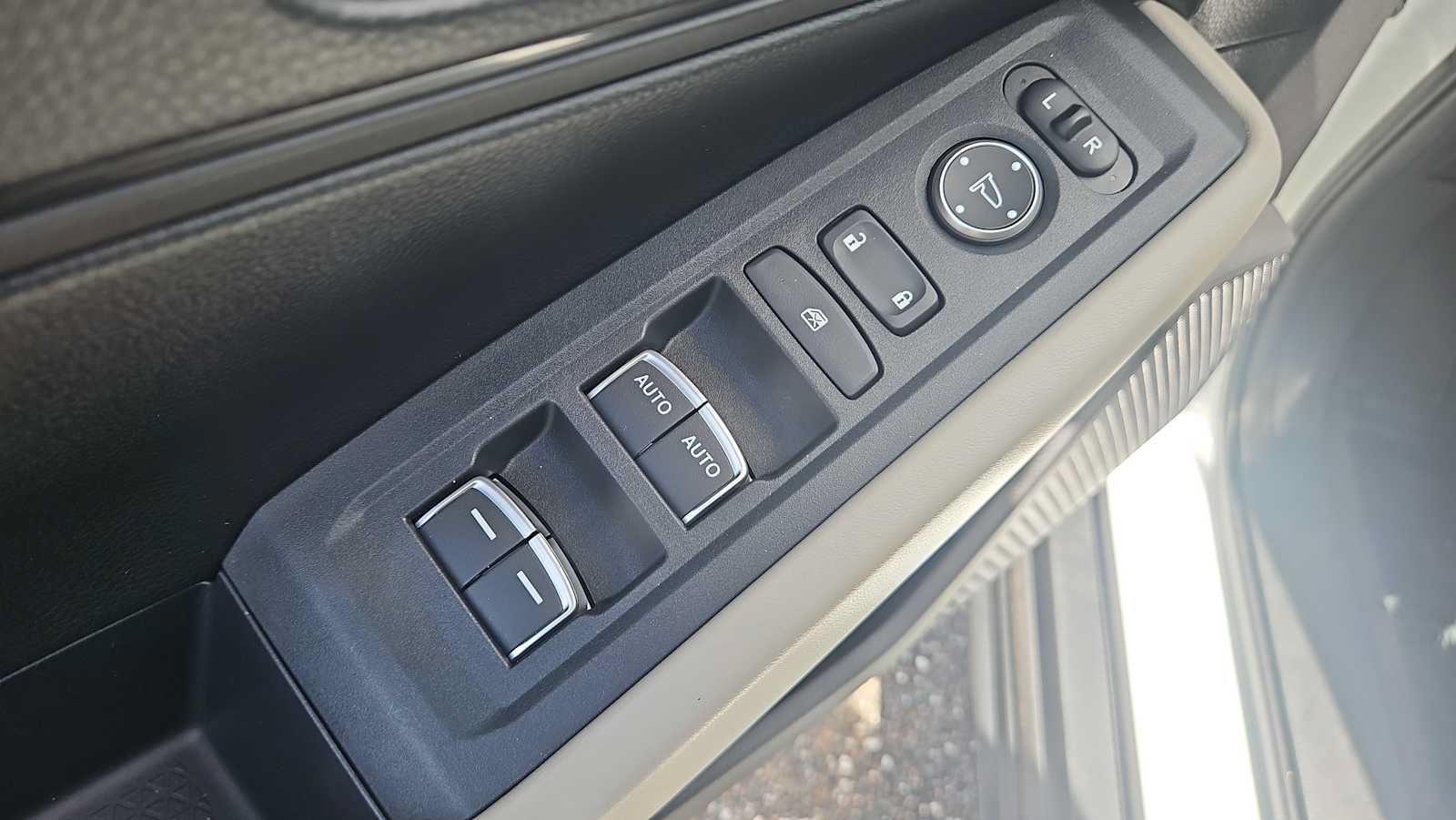 Certified 2023 Honda Accord LX image 15