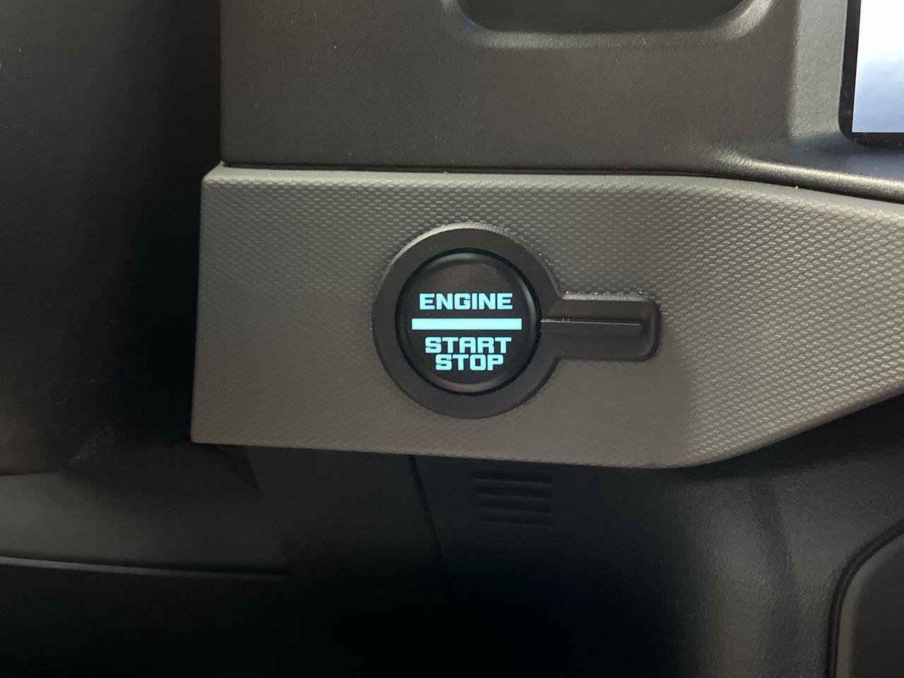 Certified 2024 Ford Bronco Big Bend AWD/4WD image 19