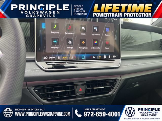New 2026 Volkswagen Tiguan SE R-Line FWD image 17