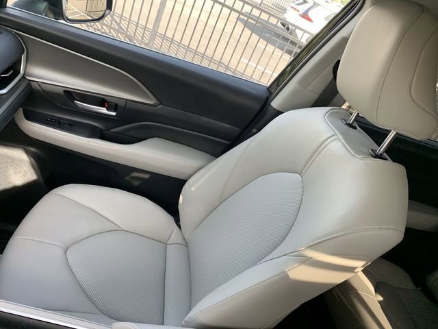 Certified 2024 Toyota Grand Highlander AWD image 30