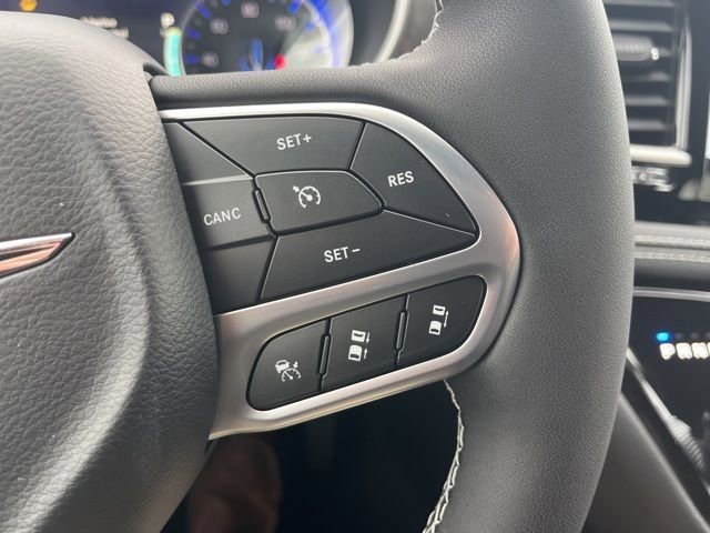 New 2026 Chrysler Pacifica Select image 17