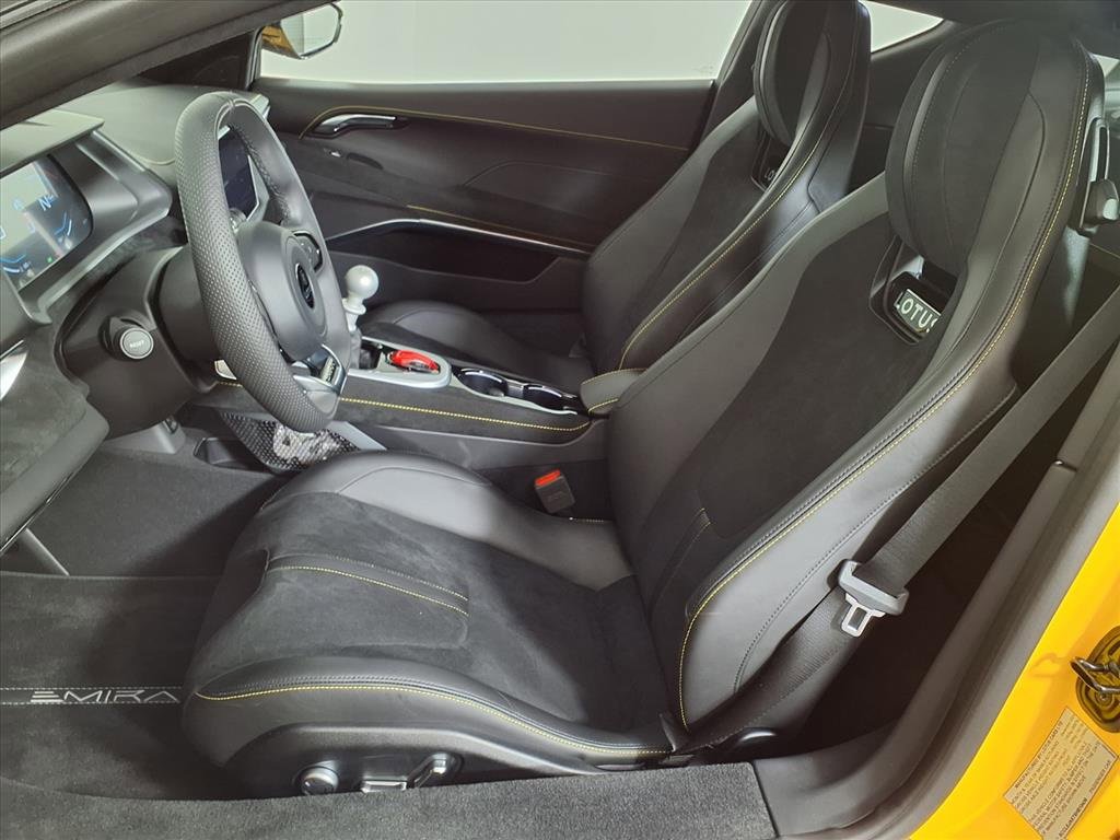 Used 2025 Lotus Emira image 19