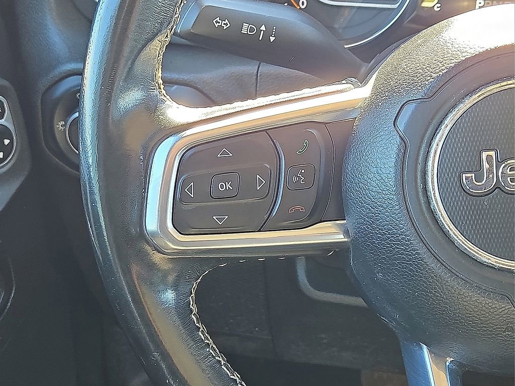 Used 2020 Jeep Wrangler Unlimited Sahara image 18