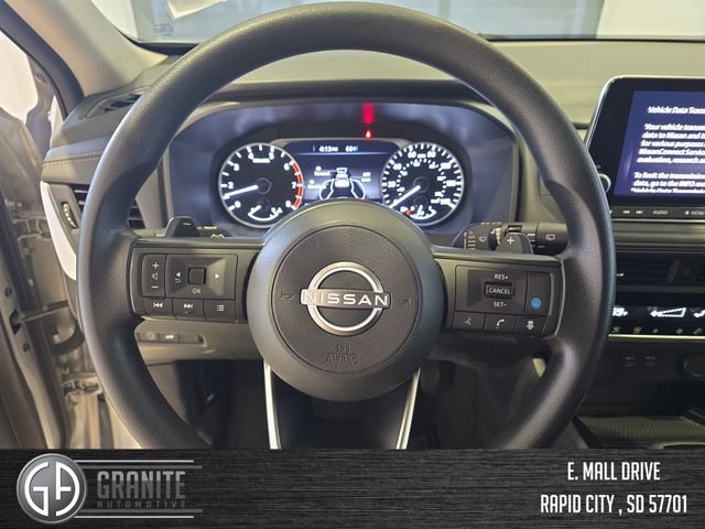 Used 2024 Nissan Rogue SV AWD/4WD image 14