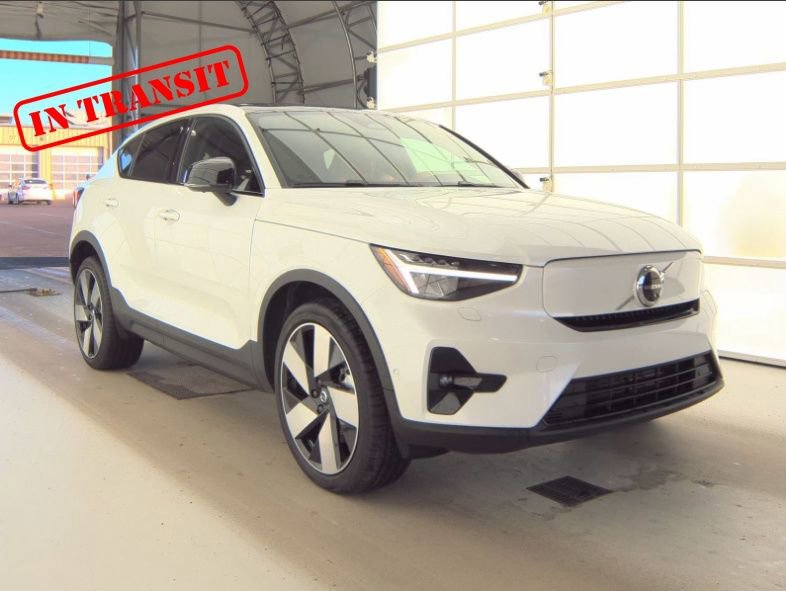 Used 2023 Volvo C40 P8 Recharge Ultimate image 10